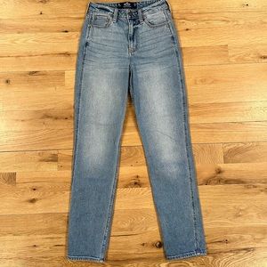 Hollister mom jeans
